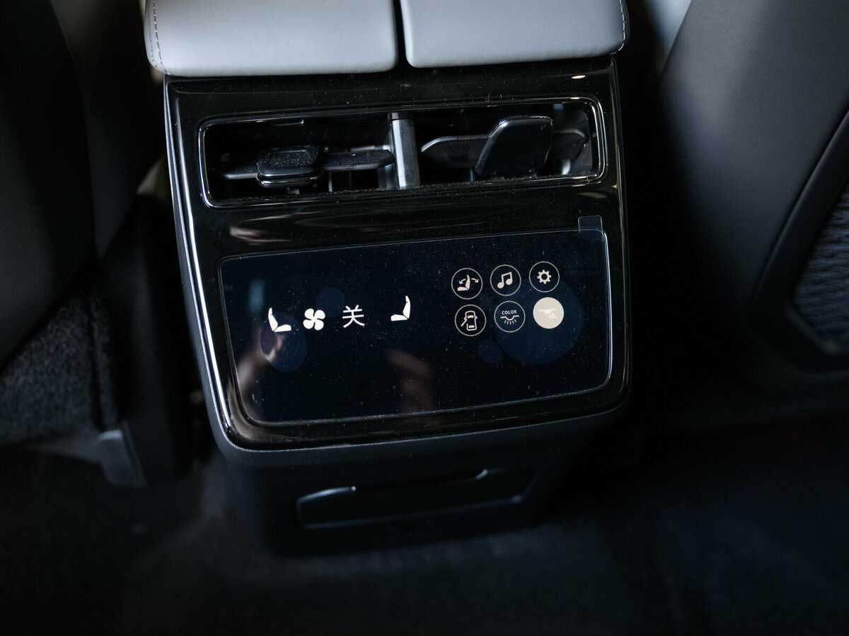 Zeekr 001 100 kWh, 2023 Фото №26