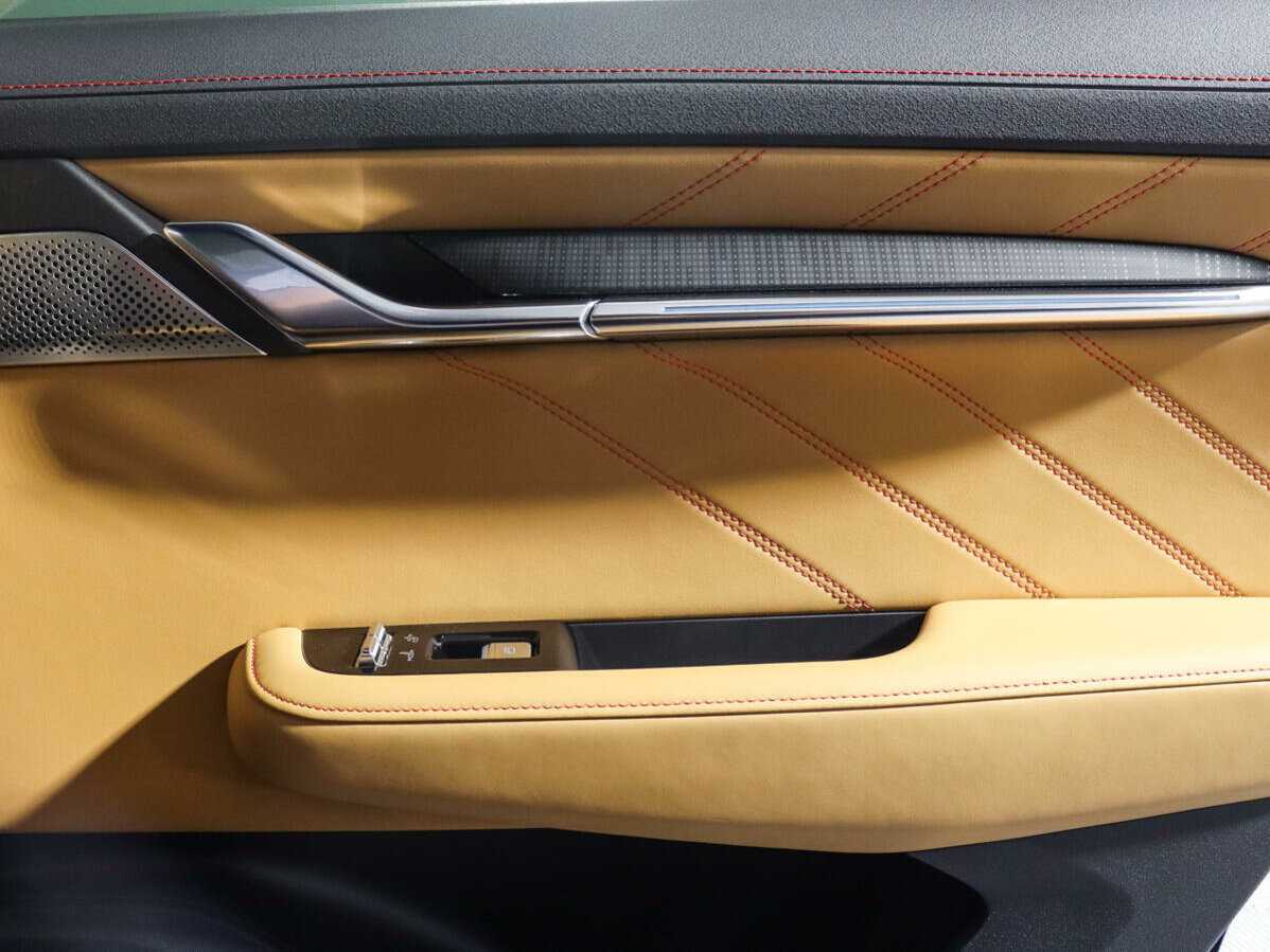 Zeekr 001 100 kWh, 2023 Фото №16