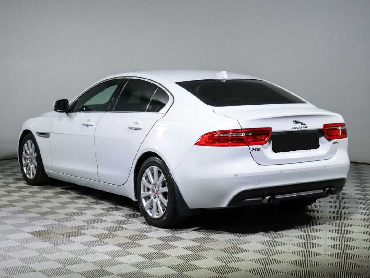Jaguar XE, 2015 - 124 917 км. | Фото №6