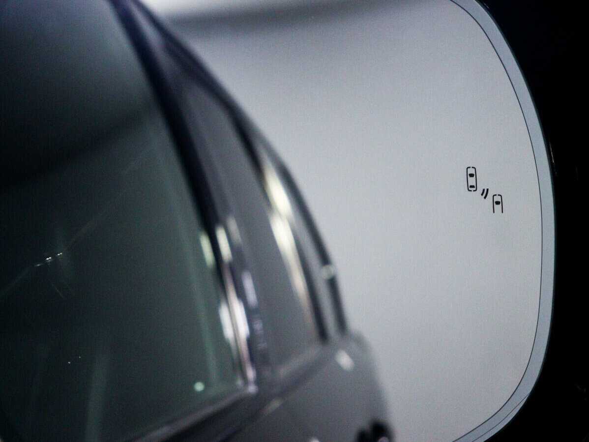 Lexus LX 570, 2017 Фото №29