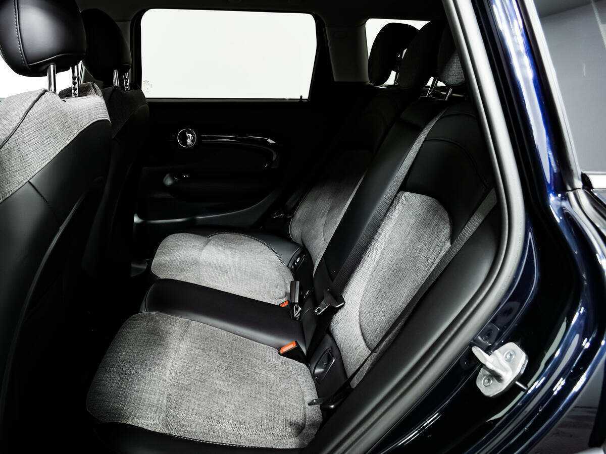Mini Clubman Cooper, 2021 Фото №12