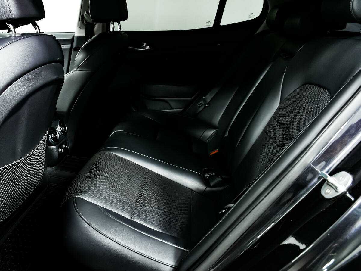 Kia Stinger, 2018 Фото №10