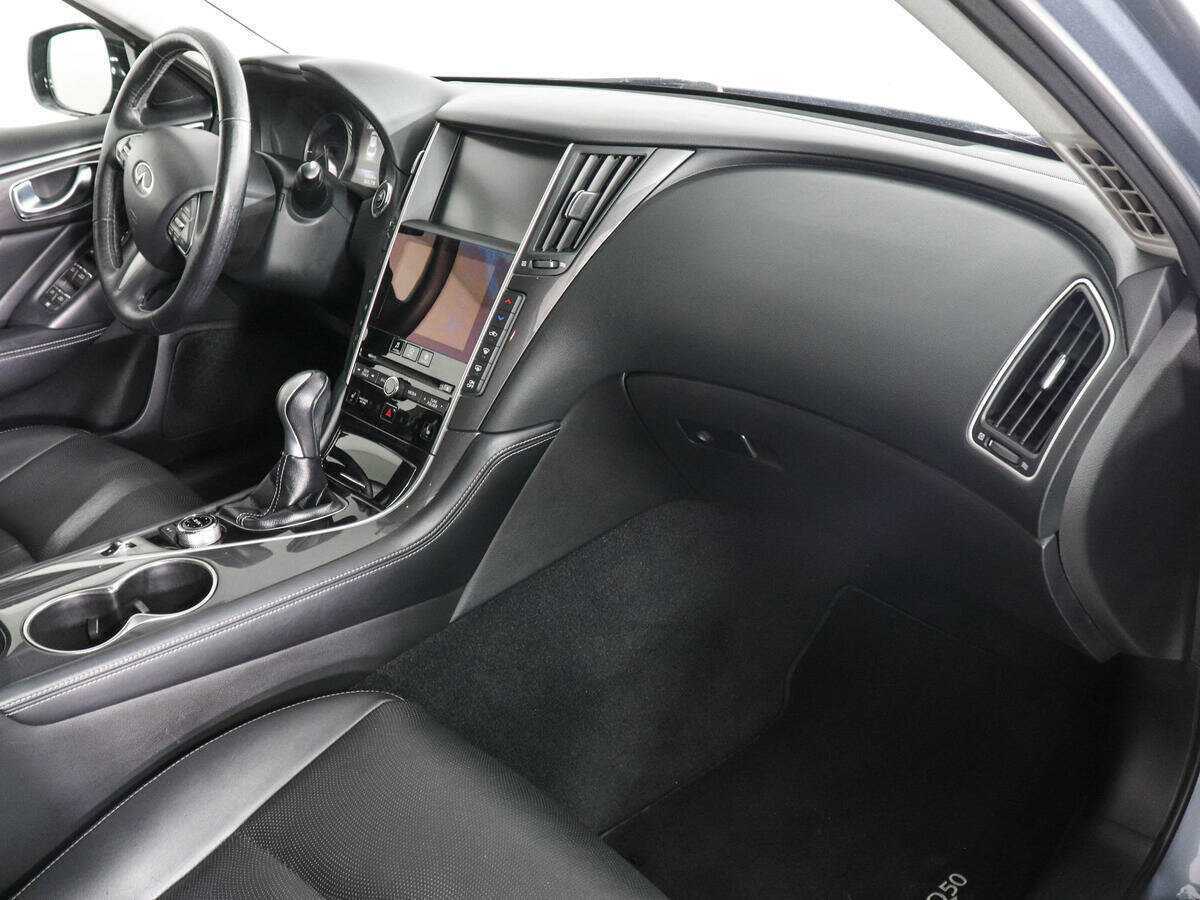 Infiniti Q50, 2016 Фото №10