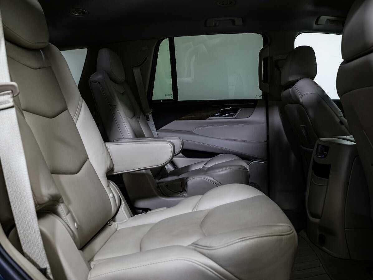 Cadillac Escalade, 2018 Фото №11