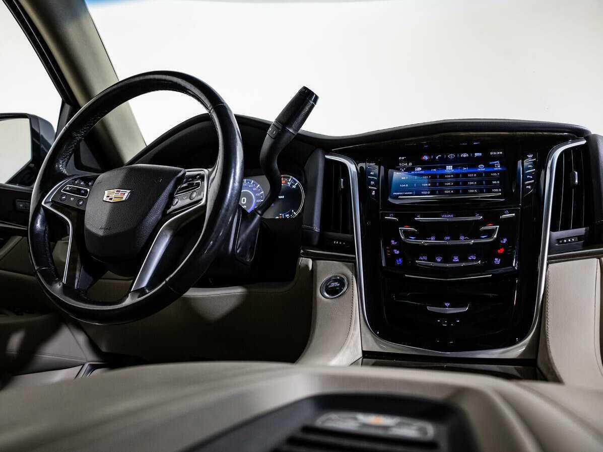Cadillac Escalade, 2018 Фото №14