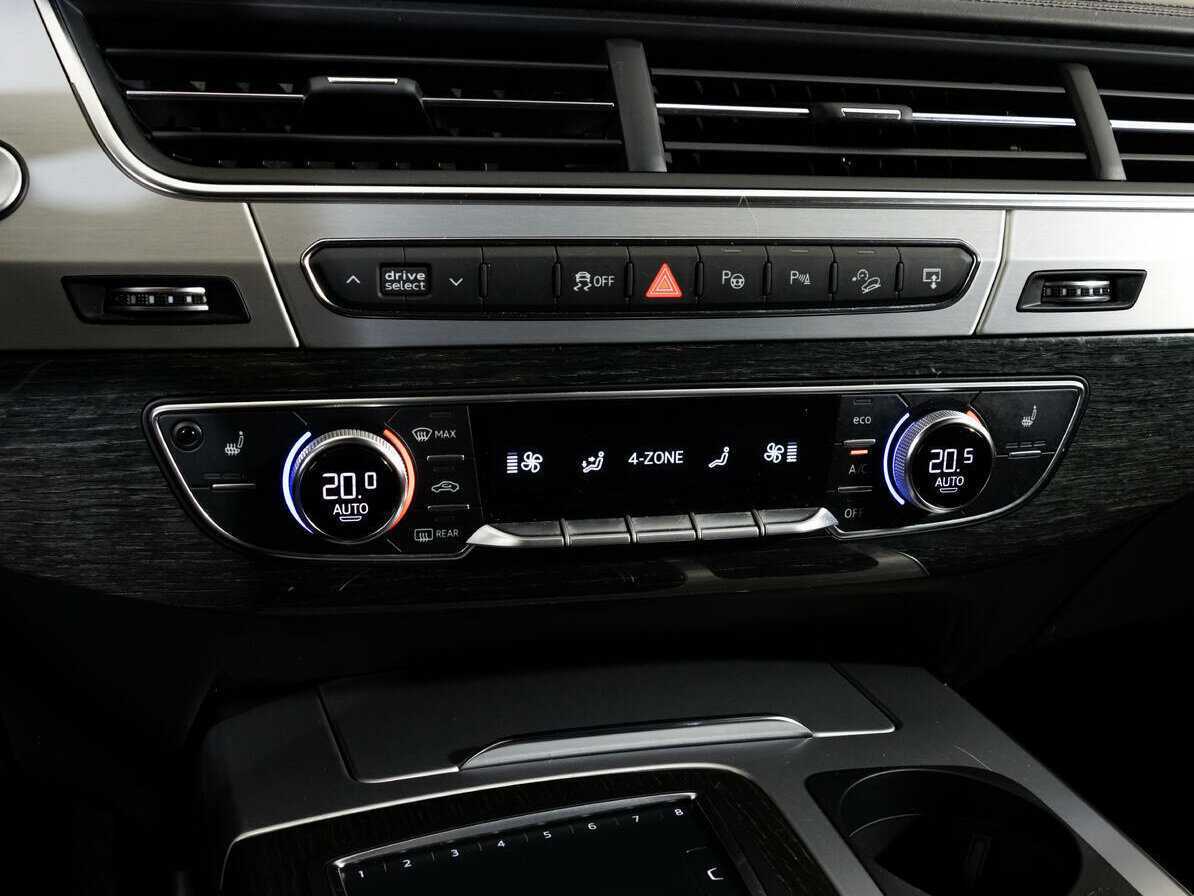 Audi Q7, 2015 Фото №15