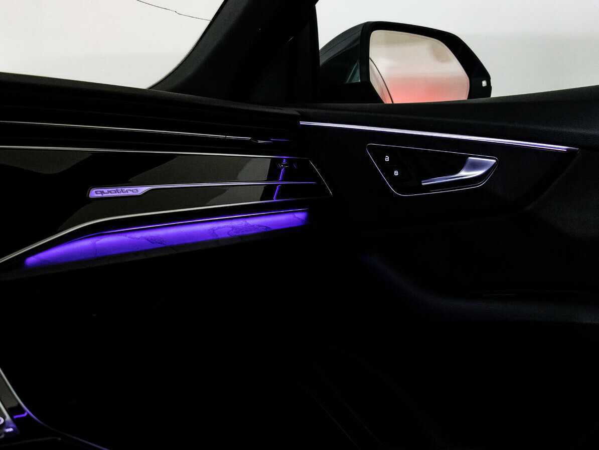 Audi Q8 55 TFSI, 2018 Фото №13