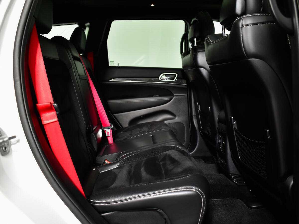 Jeep Grand Cherokee SRT, 2016 Фото №10