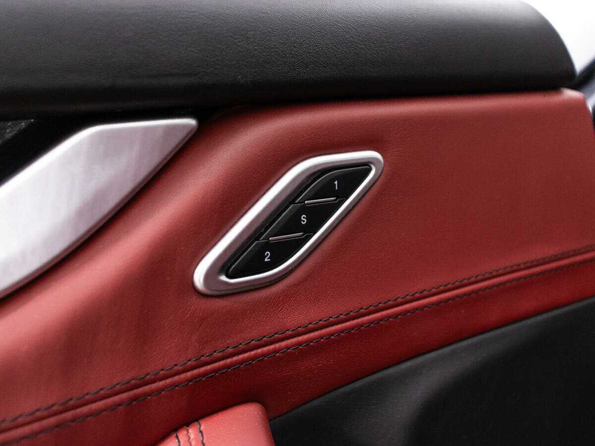 Maserati Levante Diesel, 2017 Фото №24