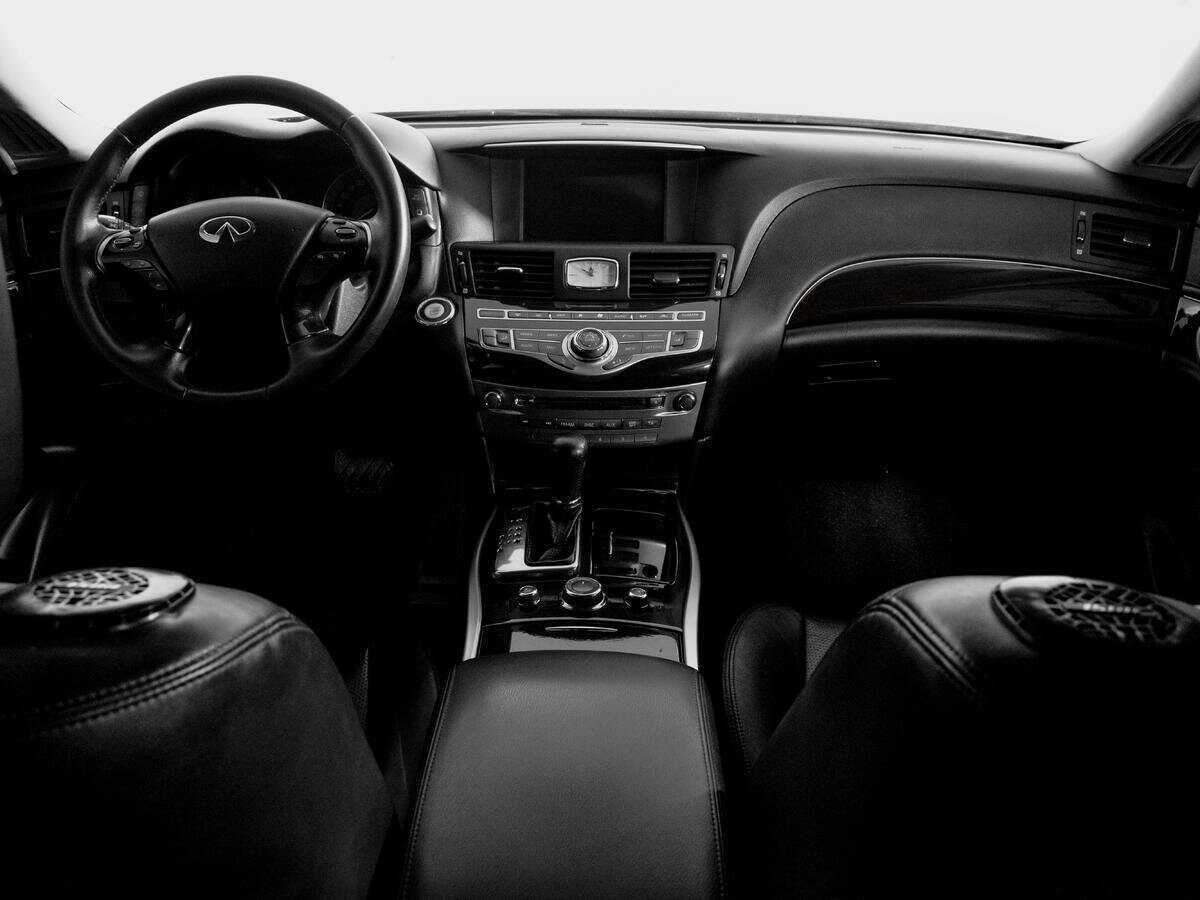 Infiniti M37, 2010 Фото №12