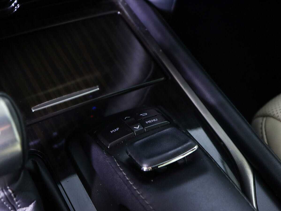 Lexus LX 570, 2015 Фото №24