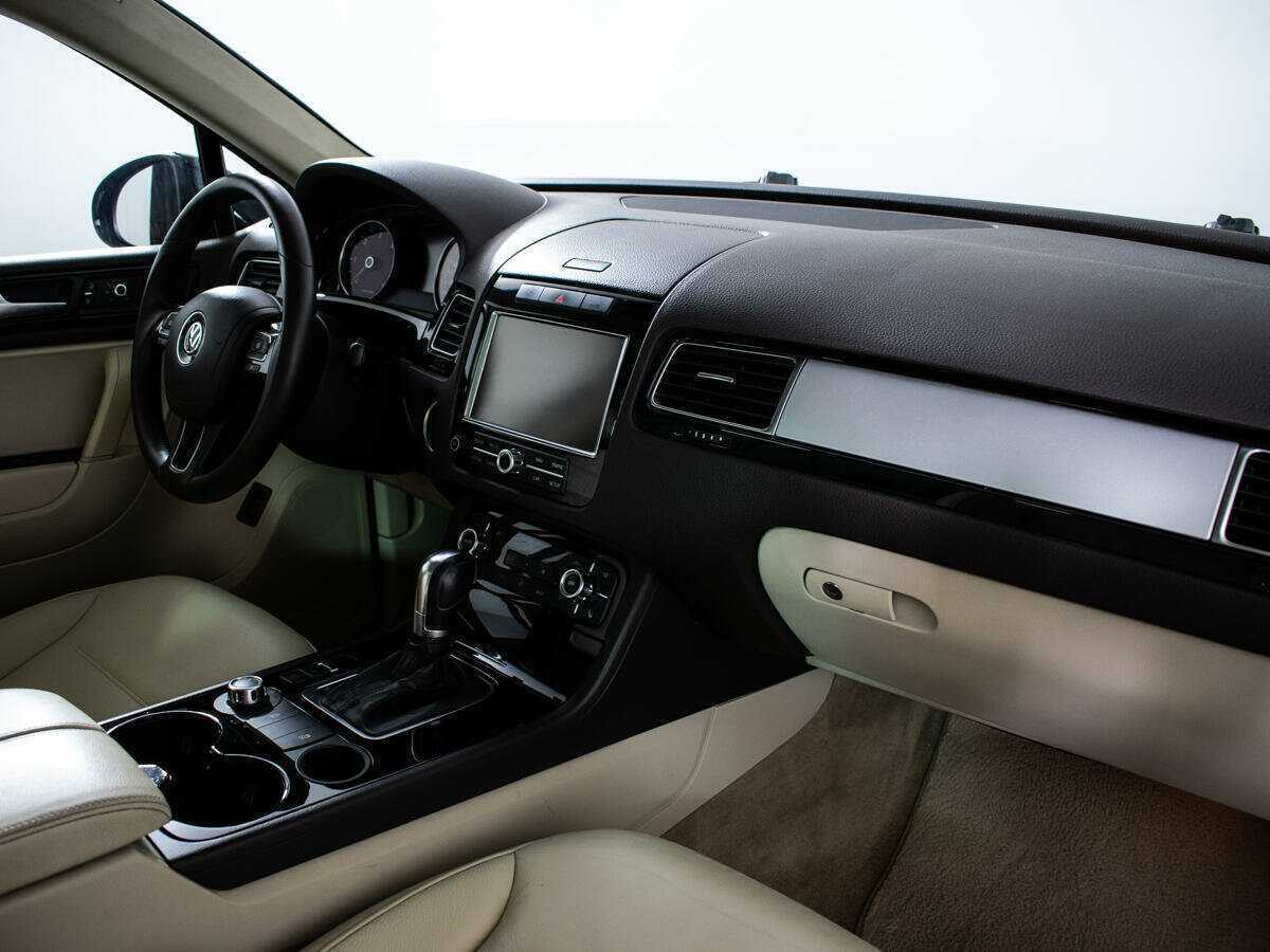 Volkswagen Touareg, 2010 Фото №7