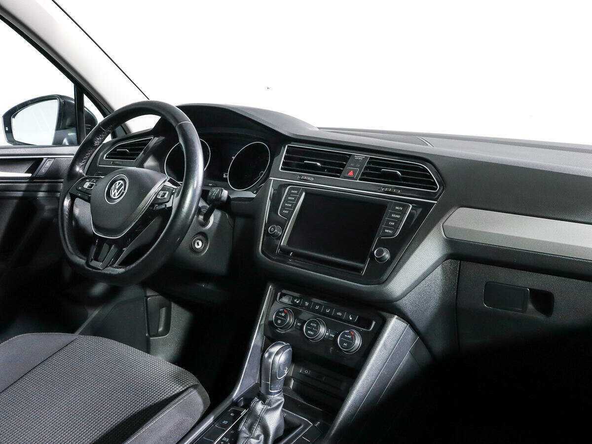 Volkswagen Tiguan, 2017 Фото №9