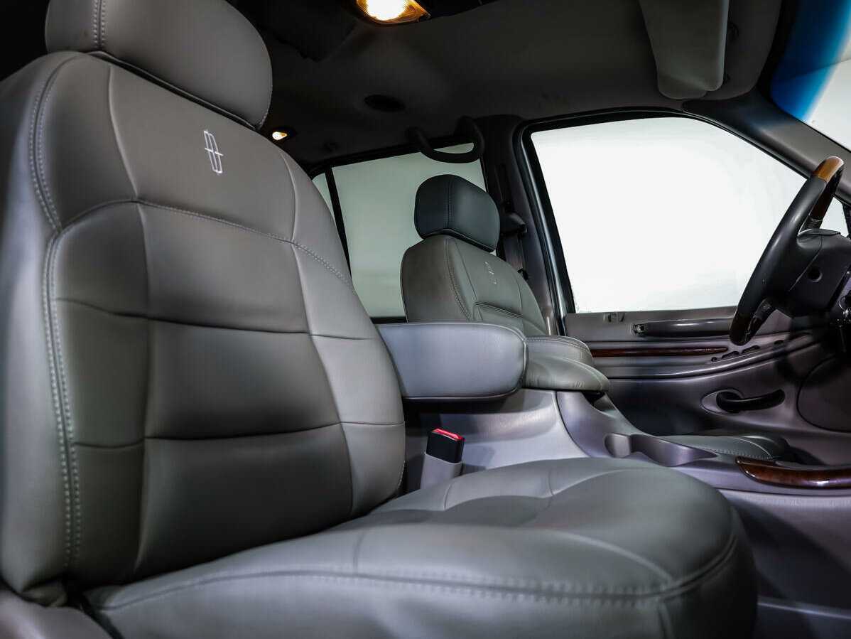 Lincoln Navigator, 1999 Фото №11