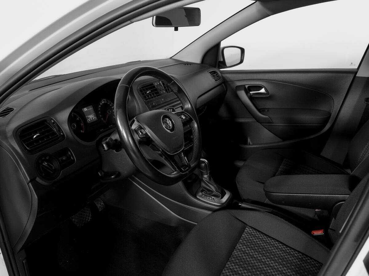 Volkswagen Polo, 2017 Фото №15