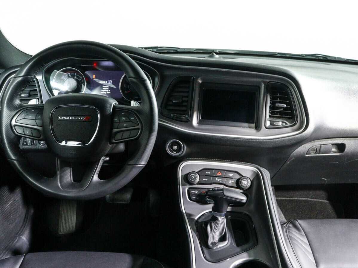 Dodge Challenger, 2022 Фото №11