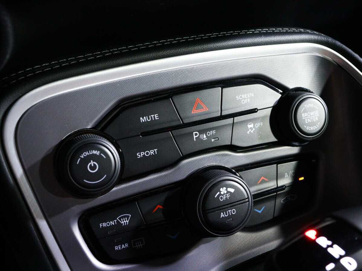 Dodge Challenger, 2022 Фото №15