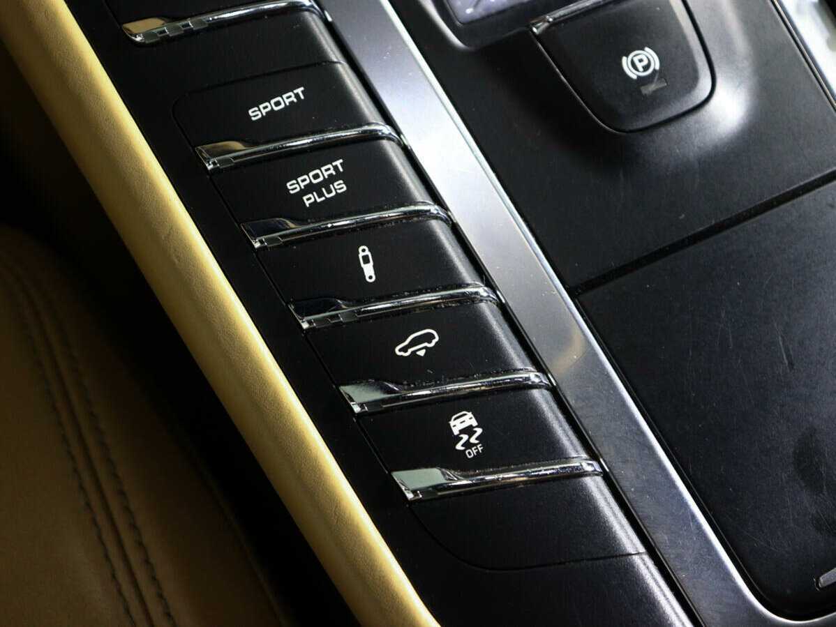 Porsche Macan S, 2015 Фото №22