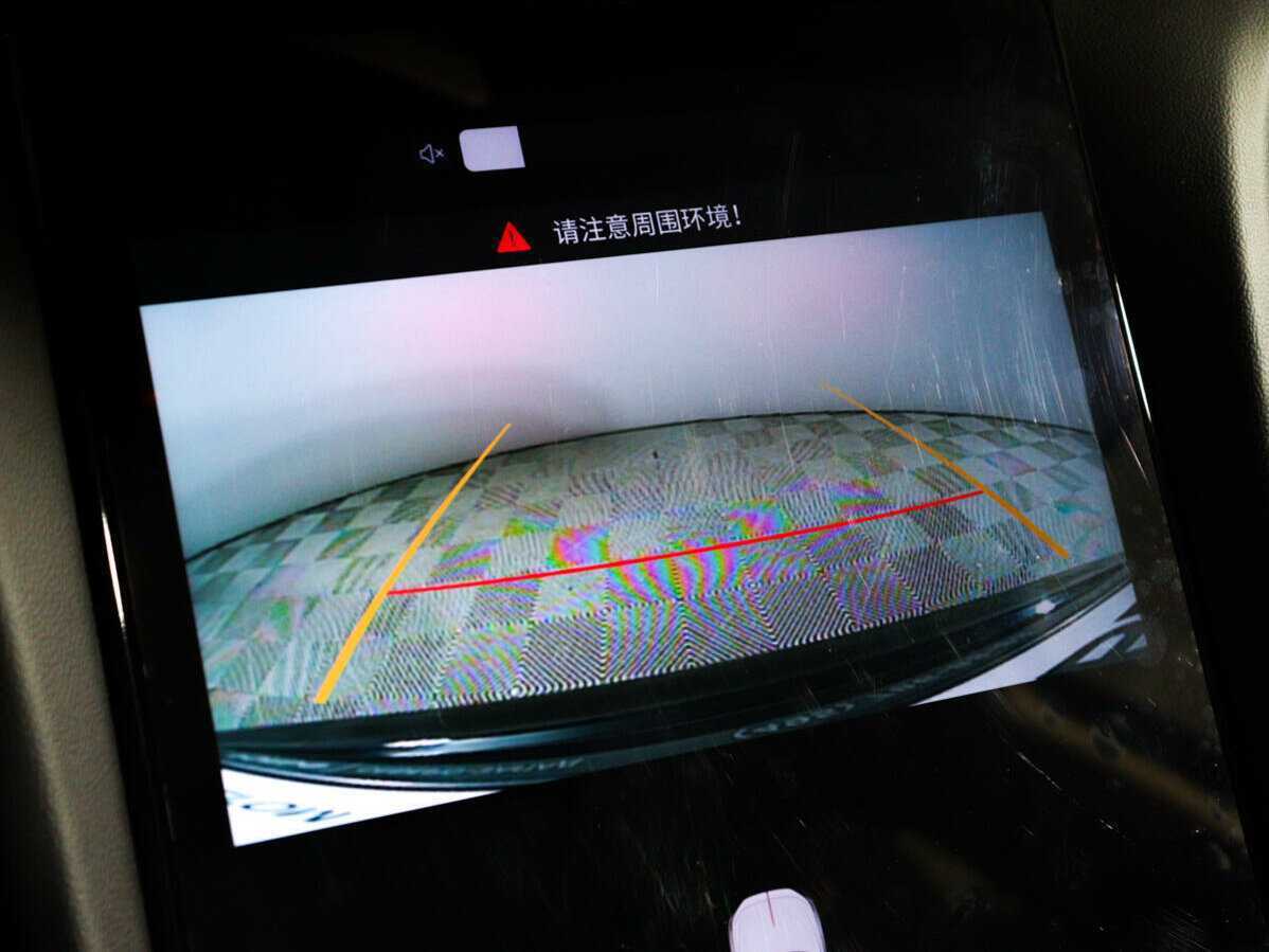 Hongqi H5, 2023 Фото №17