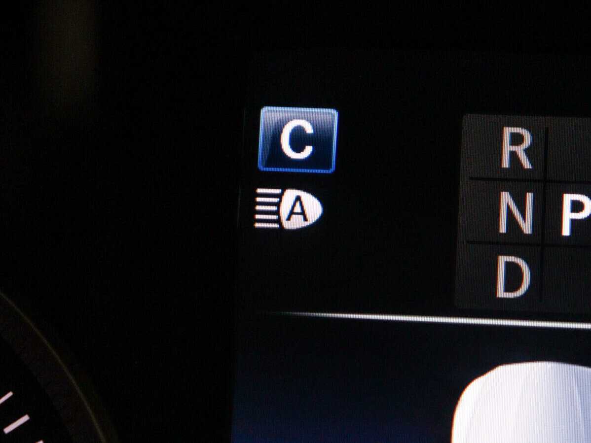 Mercedes-Benz GLC Coupe 300, 2017 Фото №22