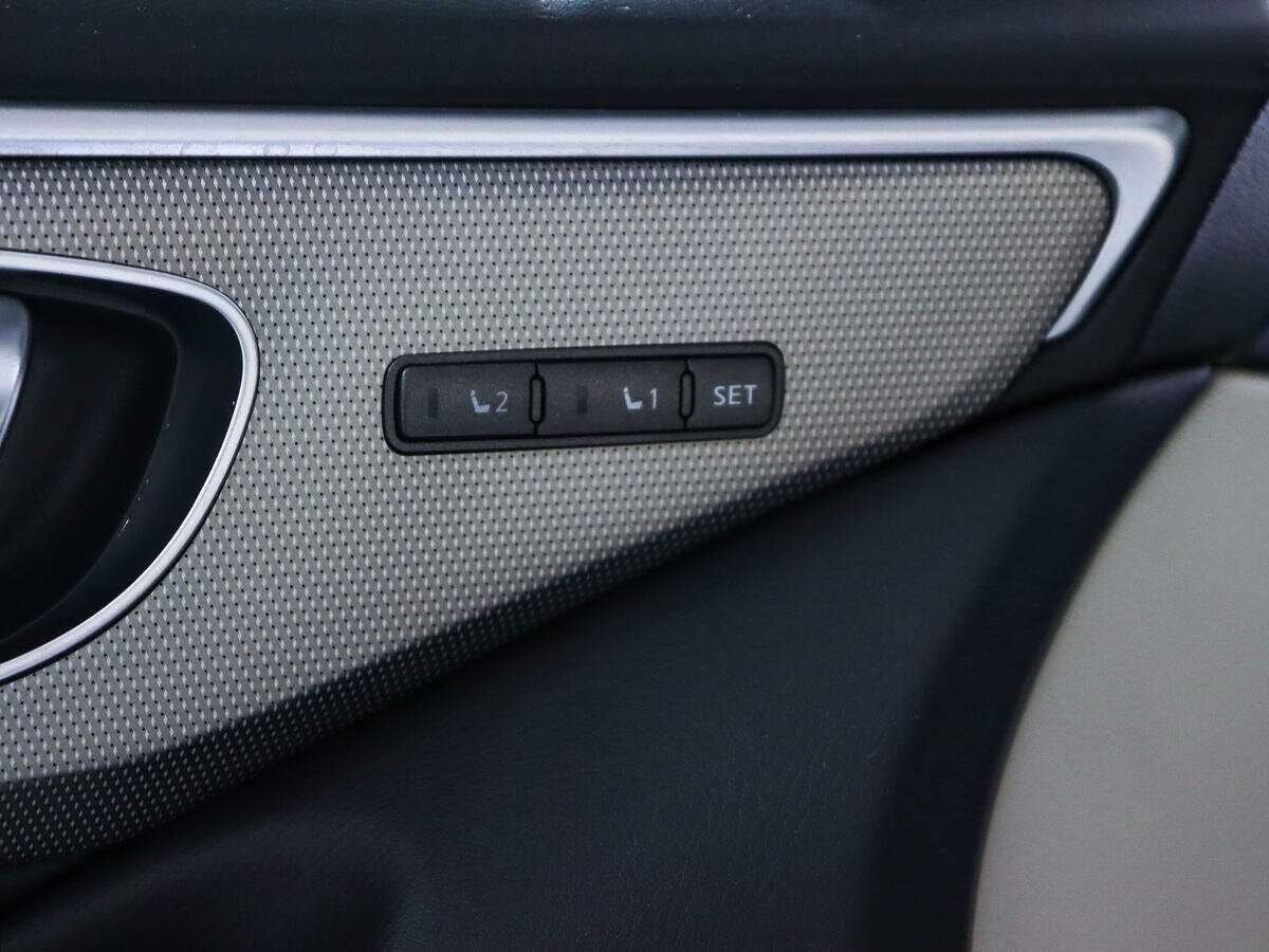 Infiniti Q50, 2014 Фото №13