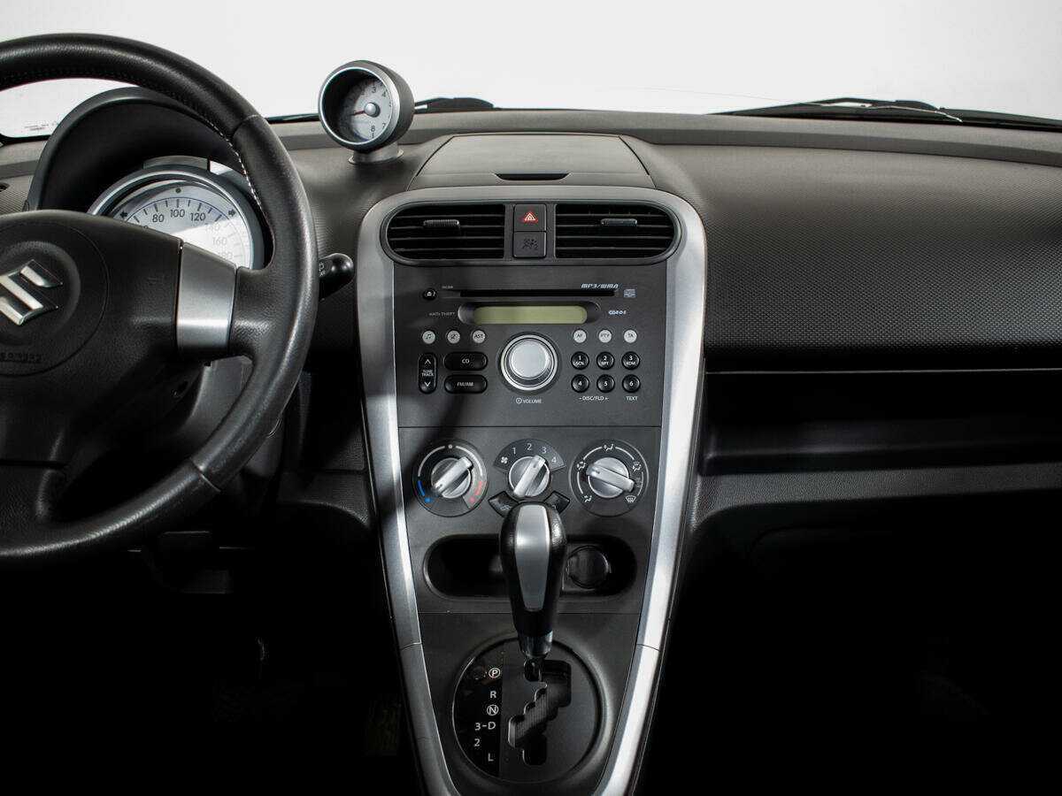 Suzuki Splash, 2012 Фото №10