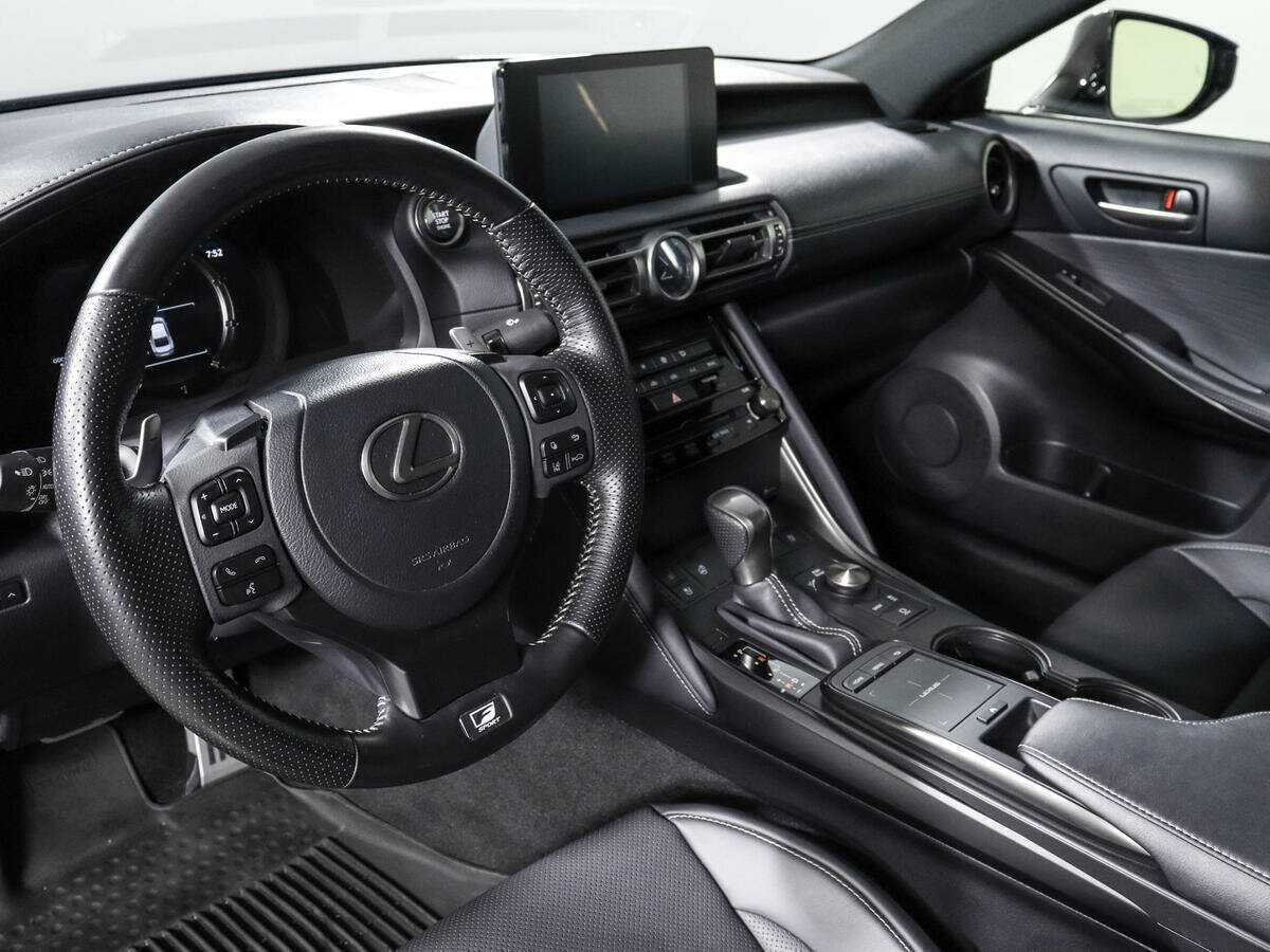 Lexus IS 350, 2021 Фото №14