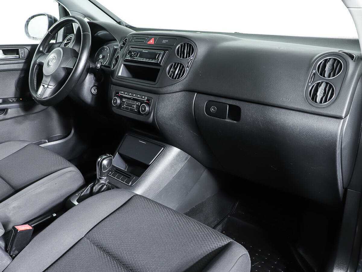 Volkswagen Golf Plus, 2011 Фото №8
