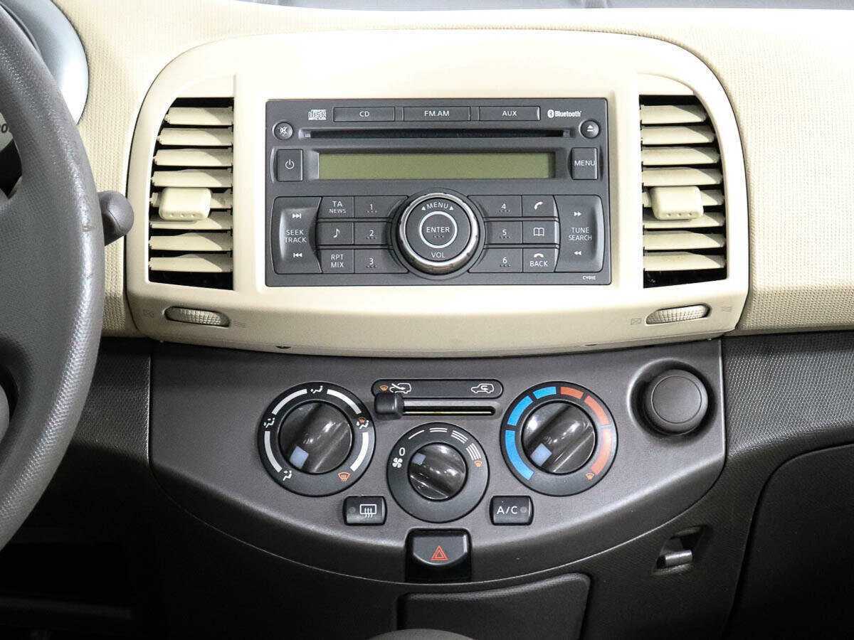 Nissan Micra, 2008 Фото №12