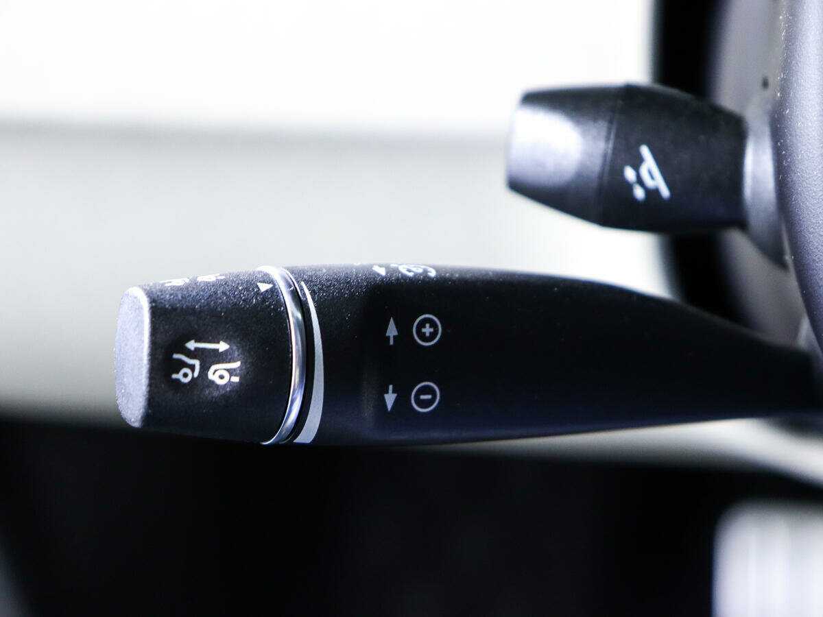 Tesla Model S Performance, 2020 Фото №28