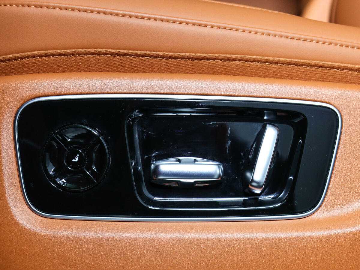 LiXiang L9 44.5 kWh, 2023 Фото №16