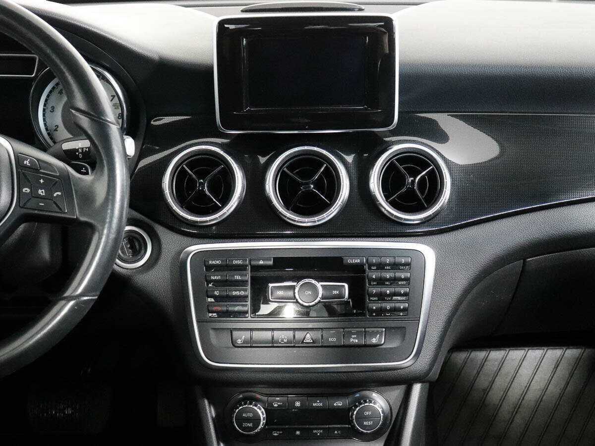 Mercedes-Benz CLA 200, 2014 Фото №12