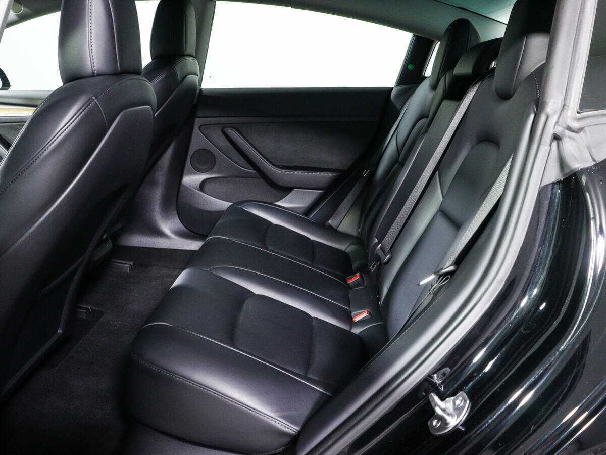 Tesla Model 3 Long Range, 2022 Фото №10