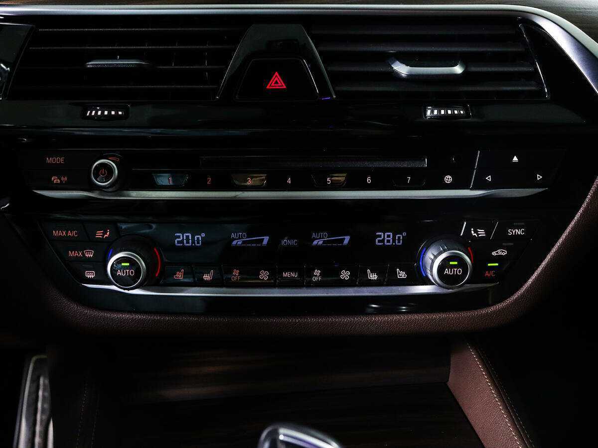 BMW 6 серии Gran Turismo 630d xDrive, 2018 Фото №19