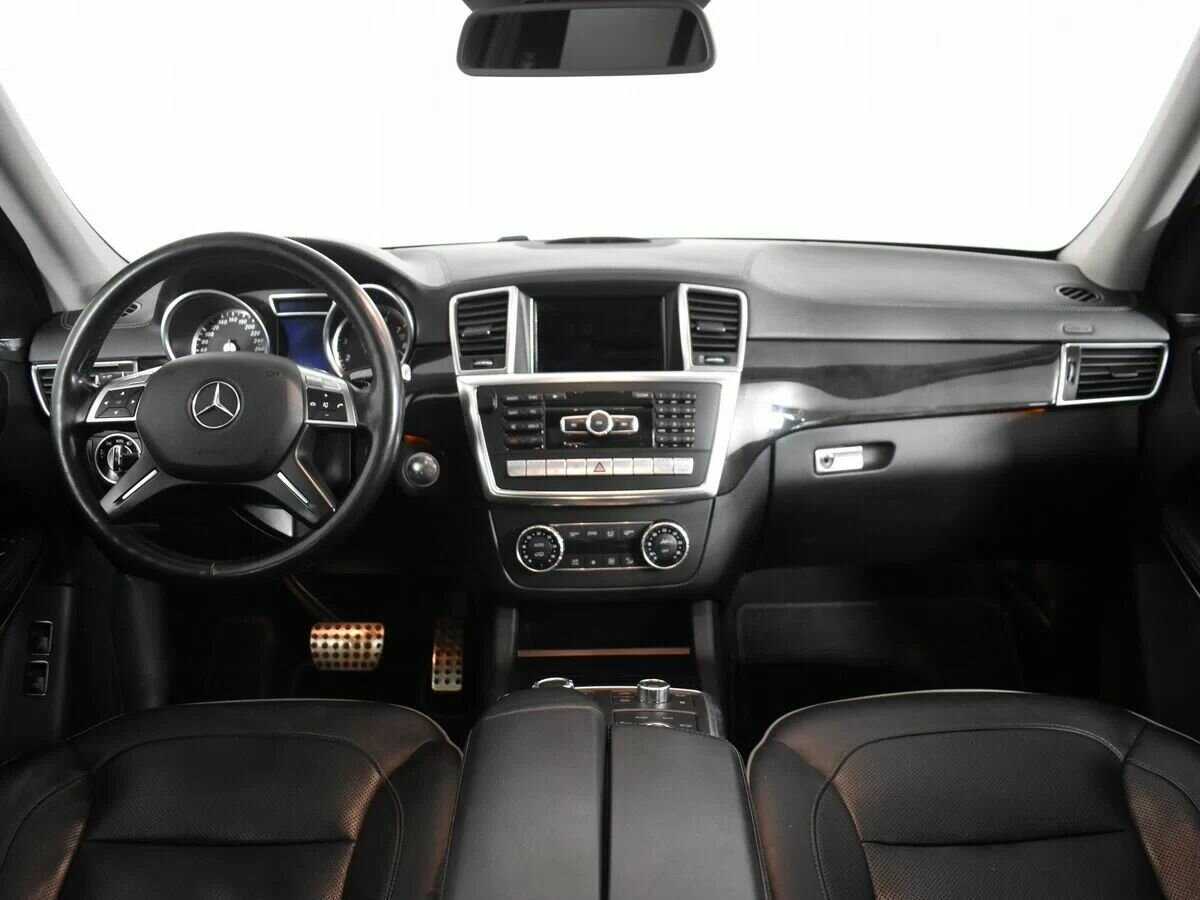 Mercedes-Benz GL-Класс 500, 2013 Фото №18