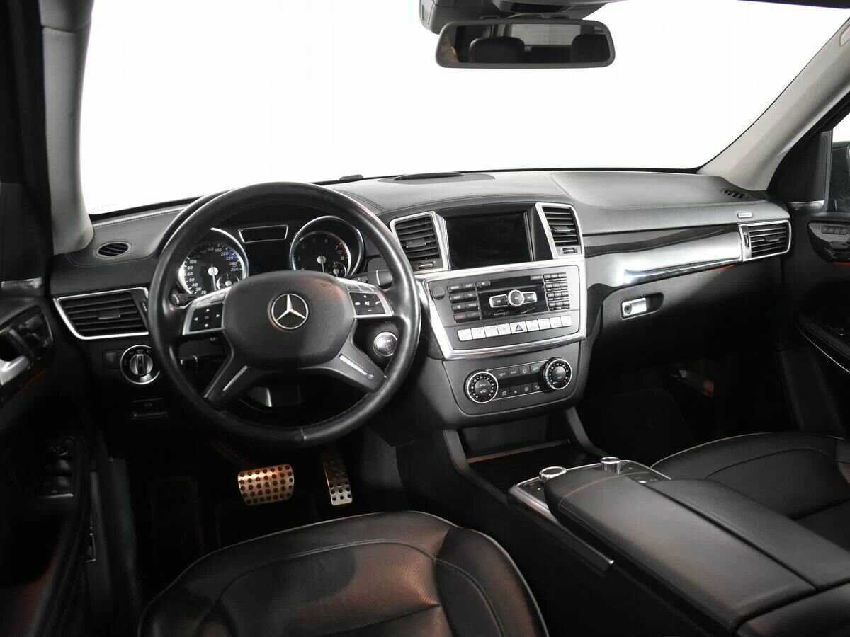 Mercedes-Benz GL-Класс 500, 2013 Фото №19