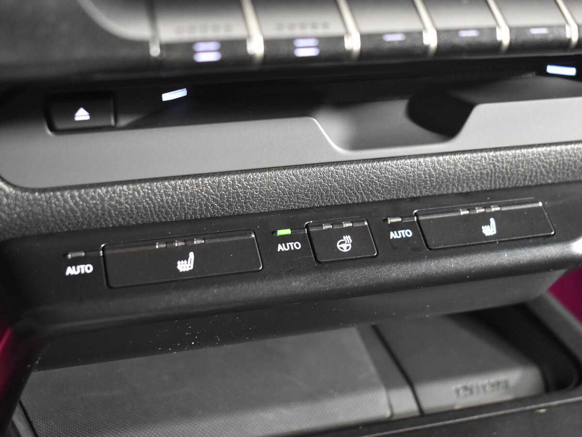 Lexus UX 200, 2019 Фото №14