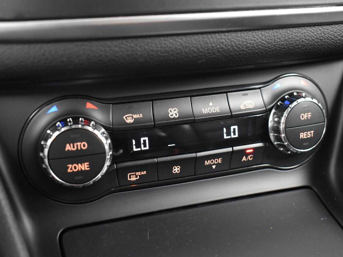 Mercedes-Benz GLA 250, 2016 Фото №13