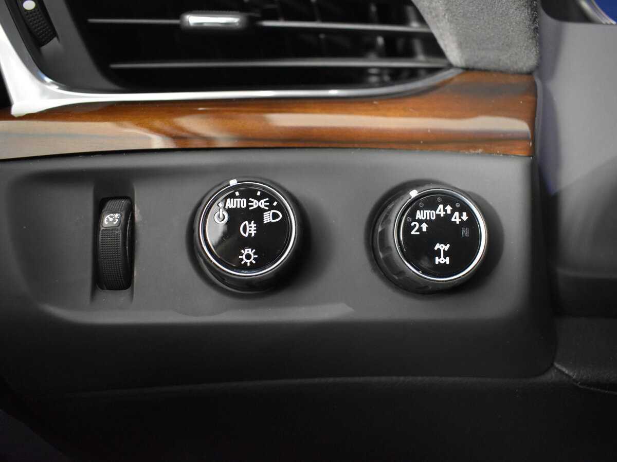 Cadillac Escalade, 2018 Фото №19