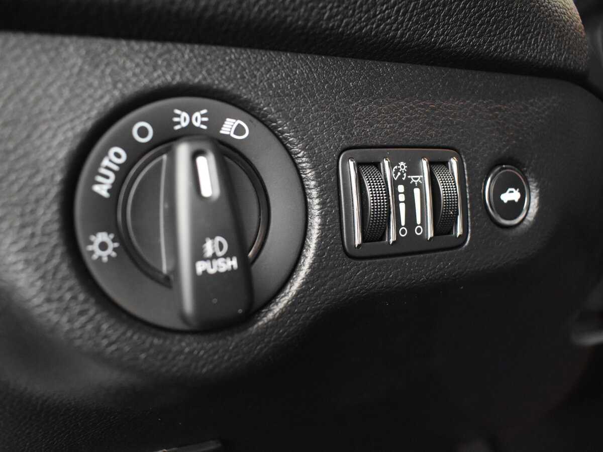 Dodge Challenger, 2020 Фото №9