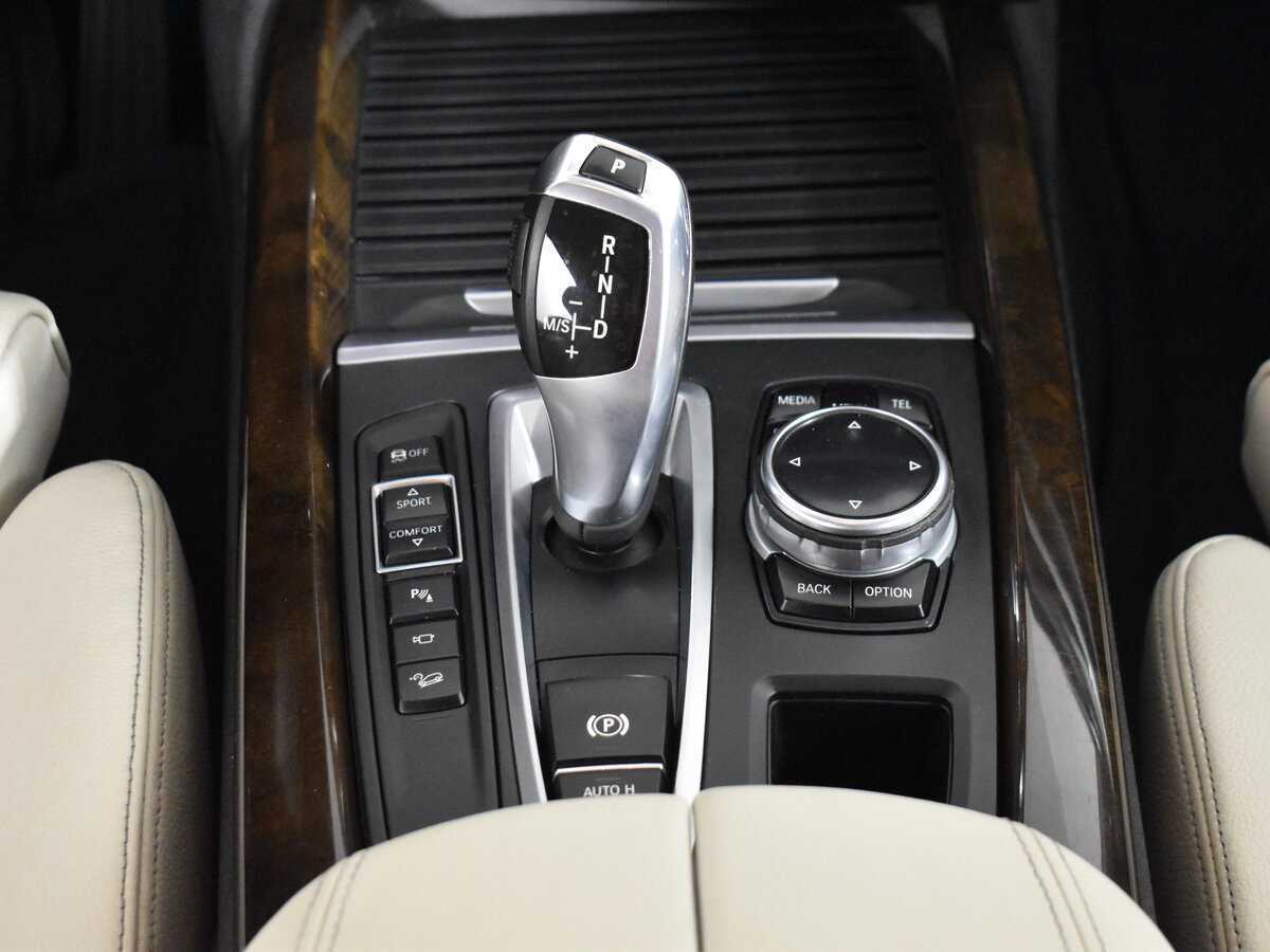 BMW X5 50i, 2013 Фото №15