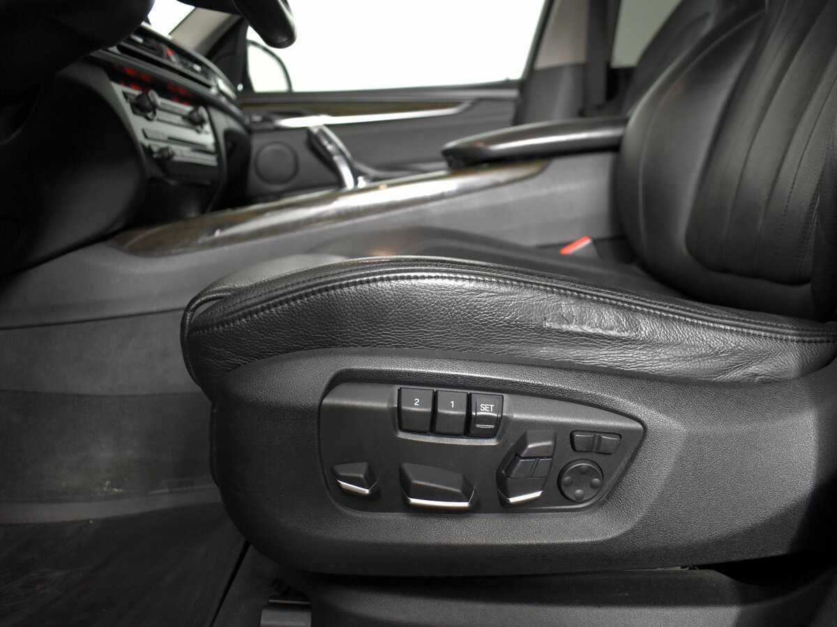 BMW X5 35i, 2015 Фото №12