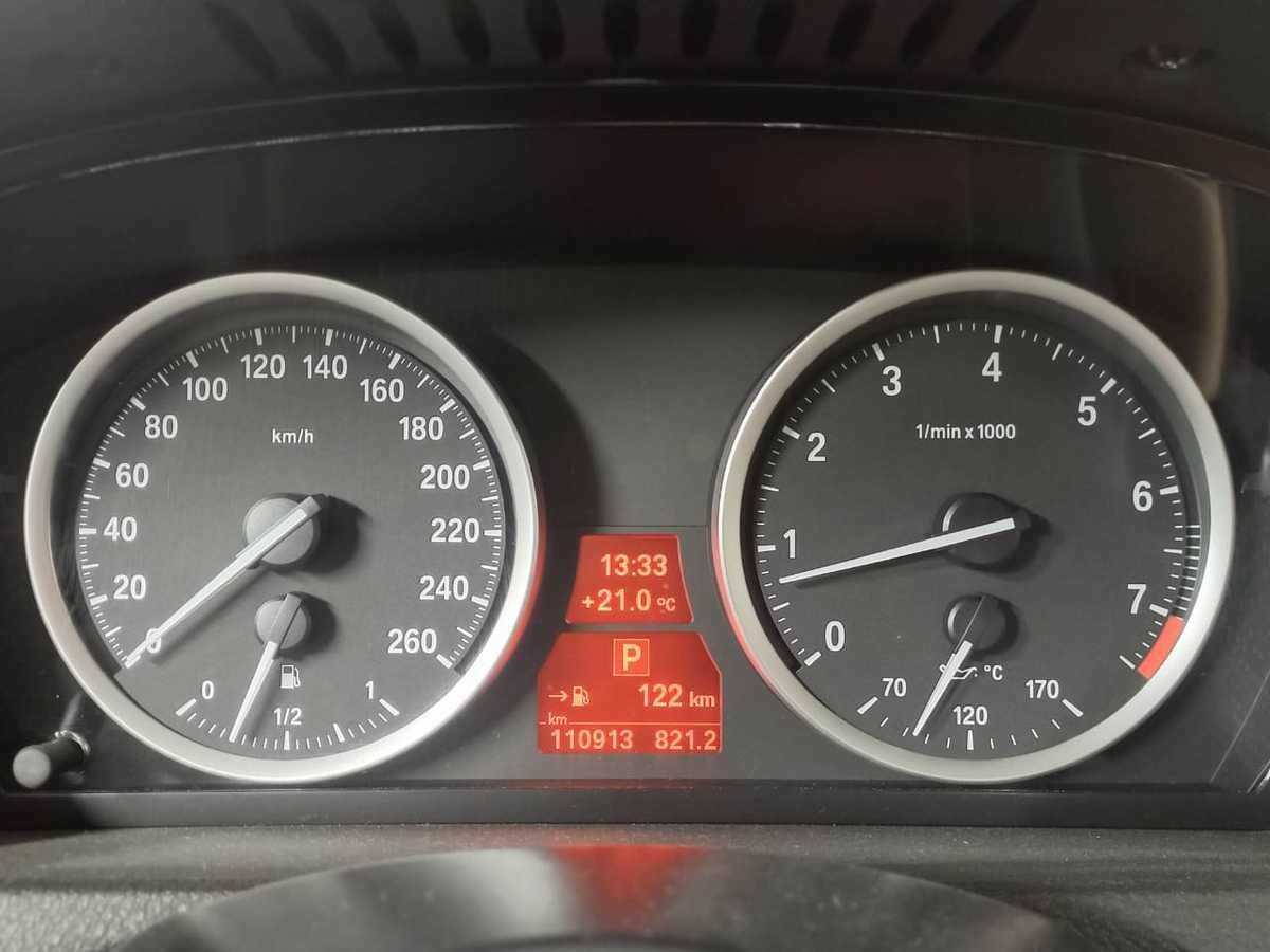 BMW X6 50i, 2012 Фото №13