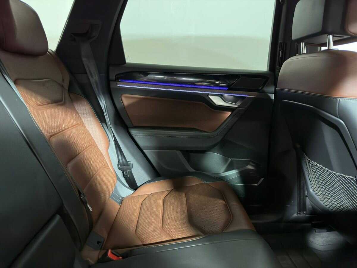 Volkswagen Touareg, 2020 Фото №11