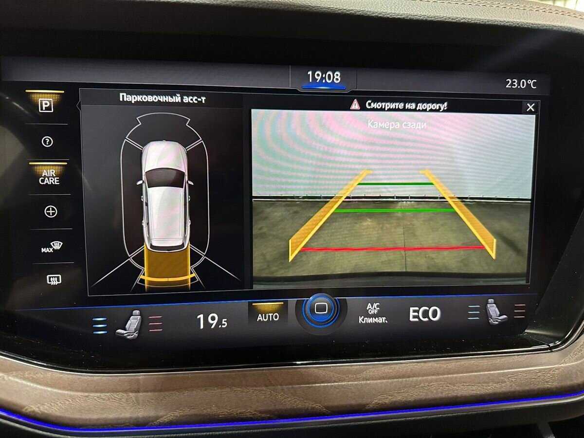 Volkswagen Touareg, 2020 Фото №15