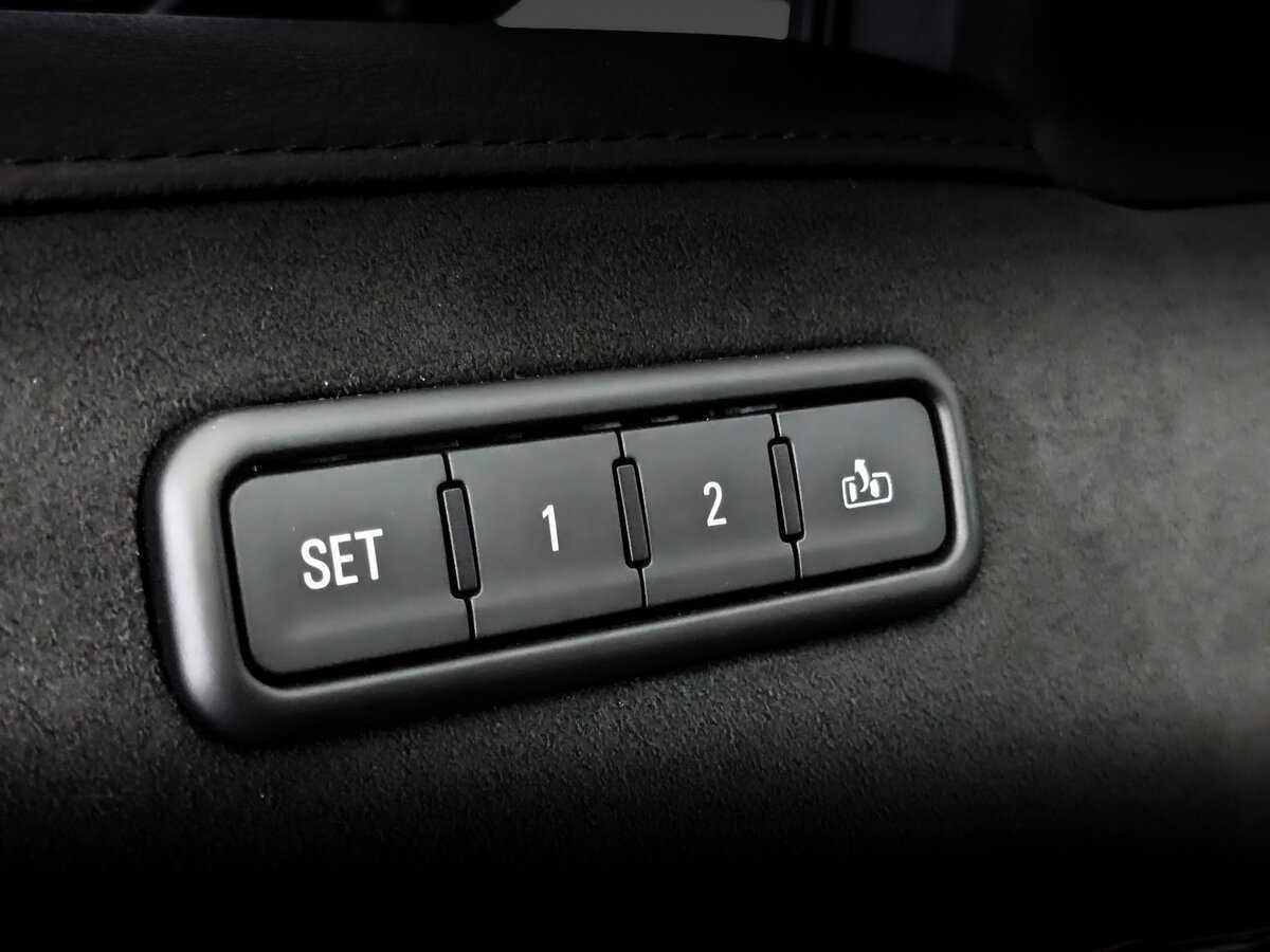 Cadillac Escalade, 2018 Фото №18