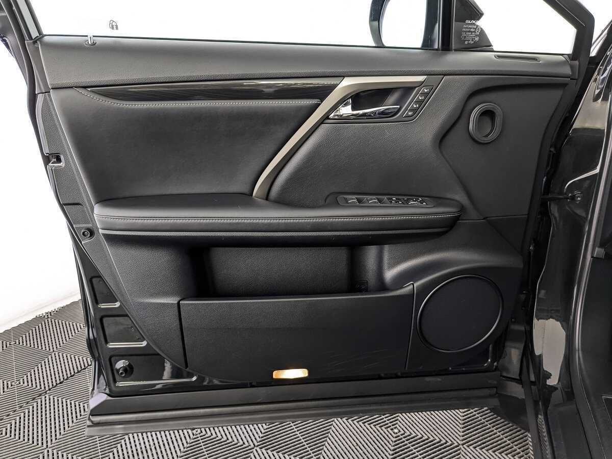 Lexus RX 300, 2021 Фото №15