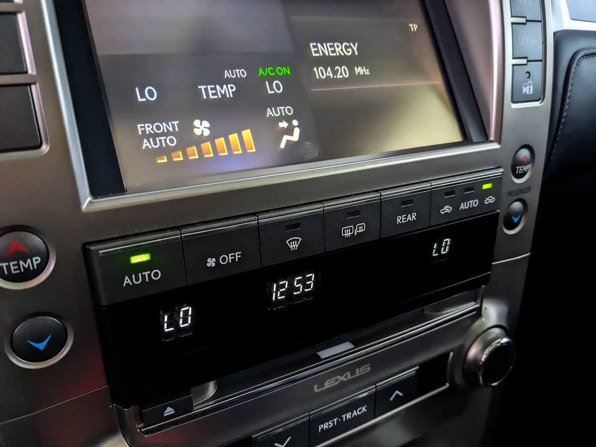 Lexus GX 460, 2018 Фото №21