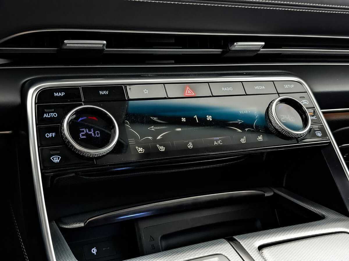 Genesis GV80, 2021 Фото №25