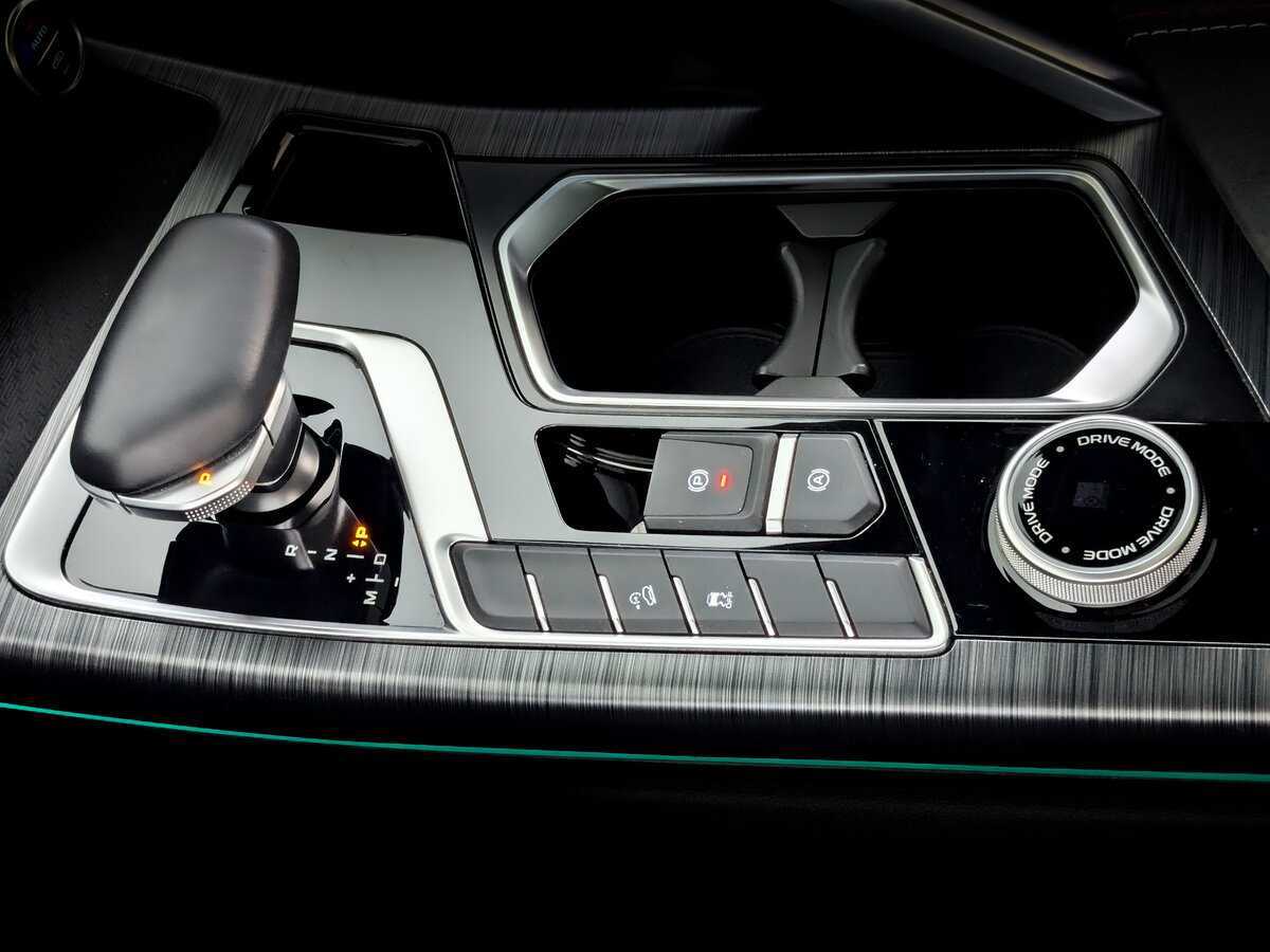 Geely Tugella, 2023 Фото №26